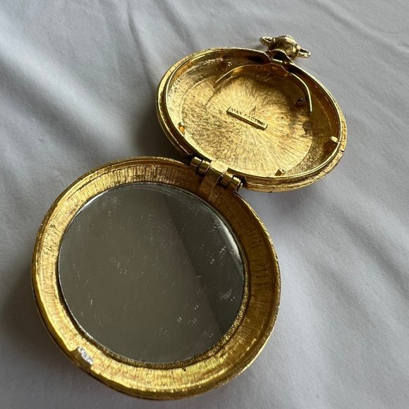 Vintage Max Factor Gold Tone Lion Beauty Mirror Compact - Picture 5 of 12